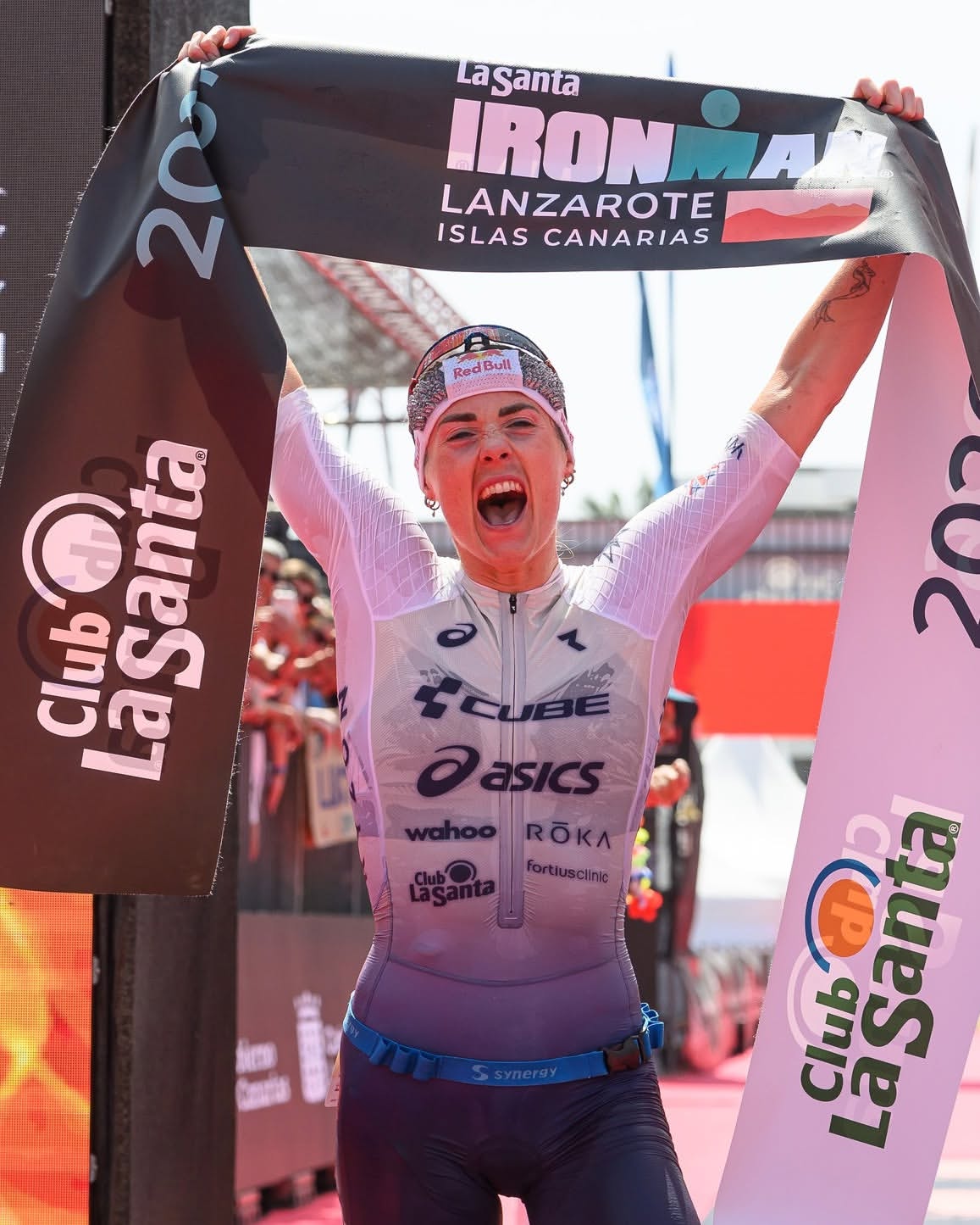 Lanzarote delivered 😮‍💨

2-course best's shattered by Lucy Charles-Barclay🇬🇧