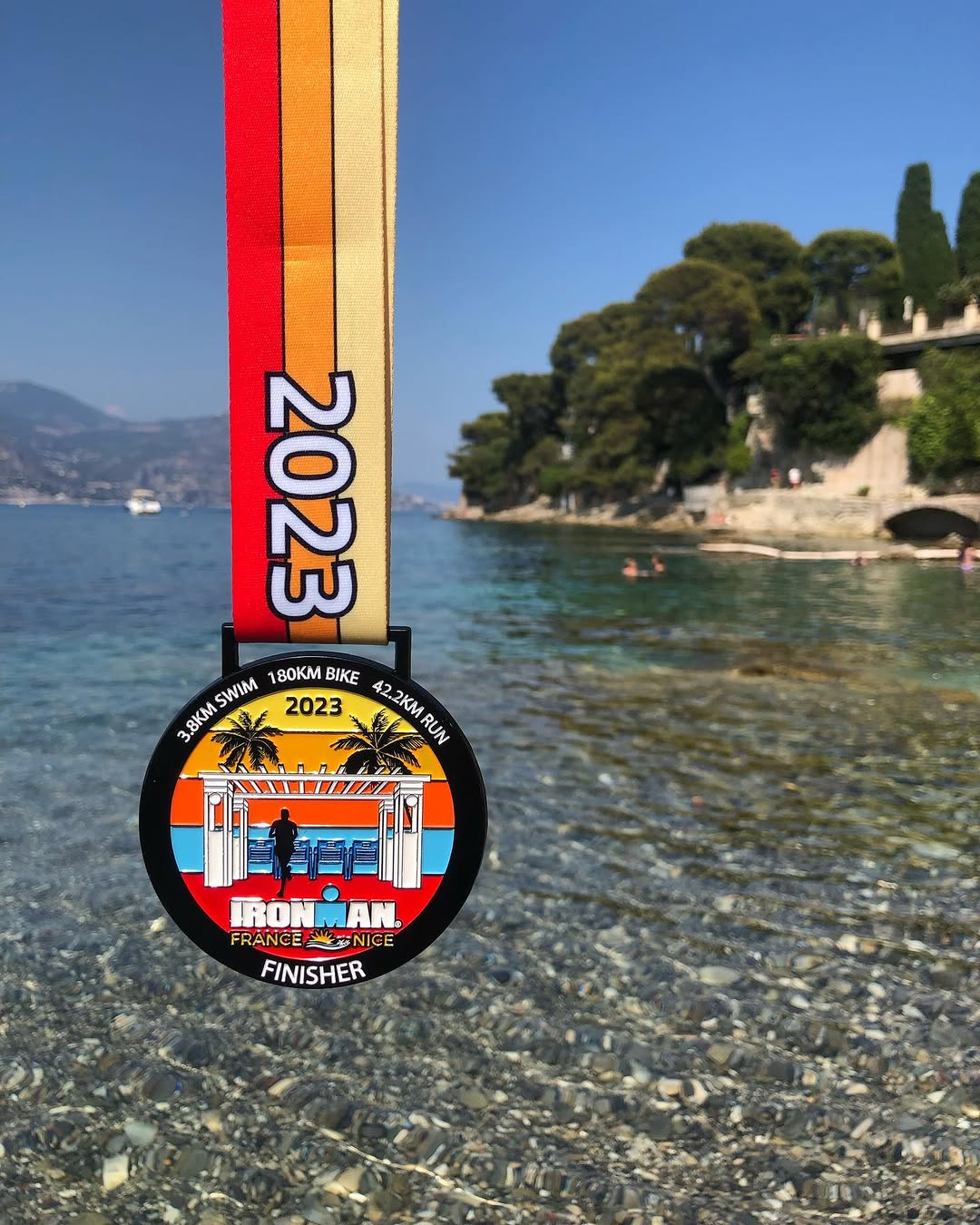 IRONMAN de Nice 🏊‍♀️🚵‍♀️🏃‍♀️🥳 !!!!!! Cette médaille est trop belle pour ne p